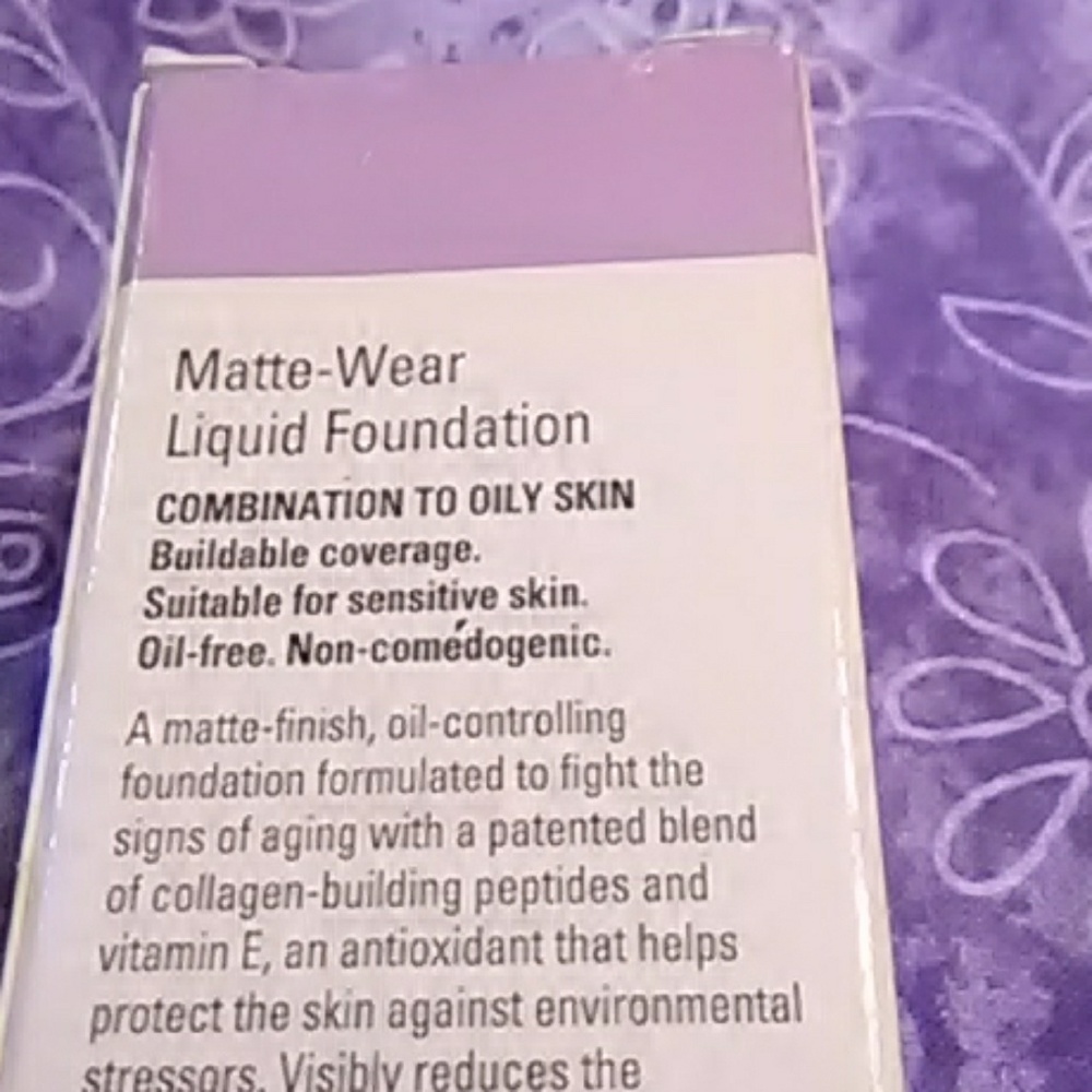Mary Kay - Picture 3 of 4